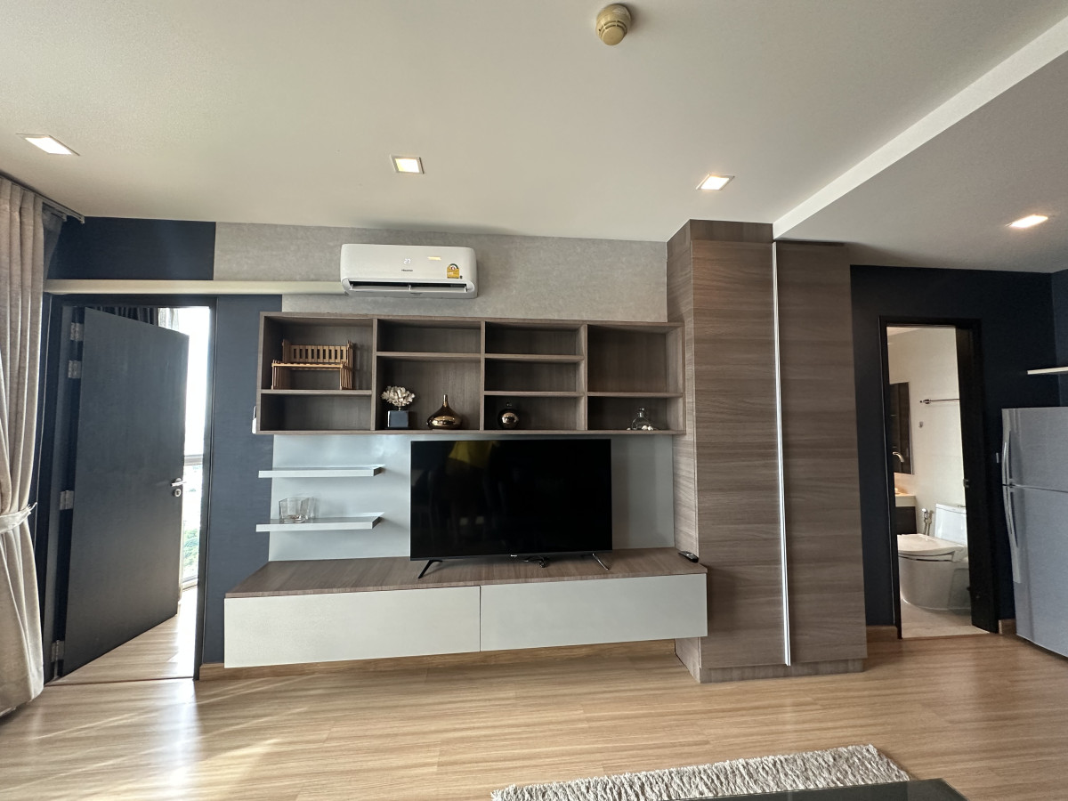 Condo sky walk condo and Weltz residence I BTS Prakhanong I Best price!! | #HL