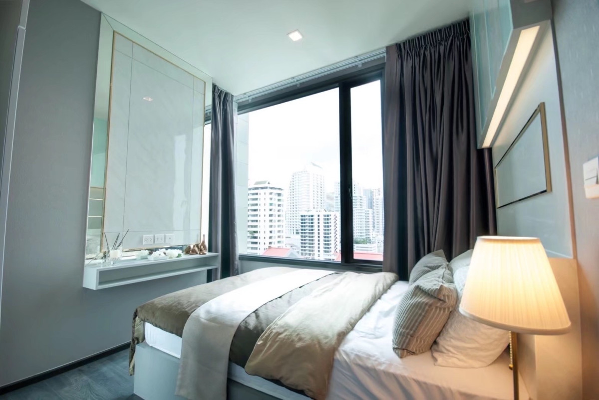 Edge Sukhumvit 23 I BTS Asoke , MRT Sukhumvit I HL