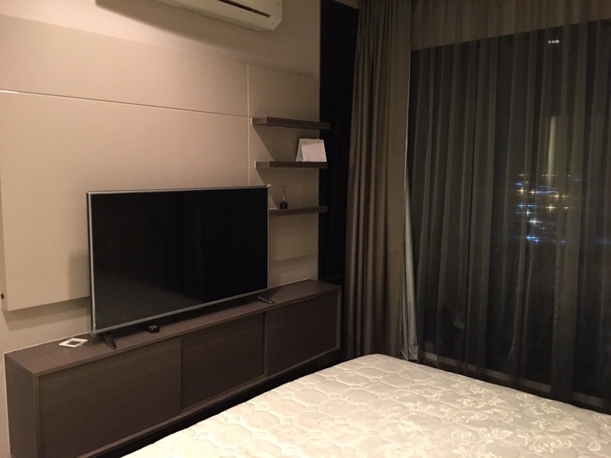 IVY AMPIO / MRT THAI CULTURAL CENTRE / HL / 2BEDROOM FOR RENT 47K ONLY HIGH FLOOR