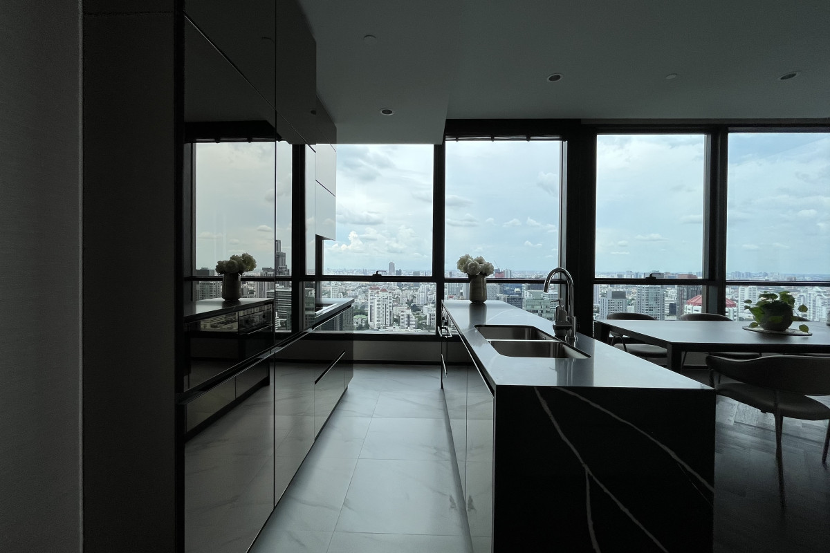 The Esse Sukhumvit 36 | BTS Thonglor | Rare unit 3 beds high floor and unbox view  #HL