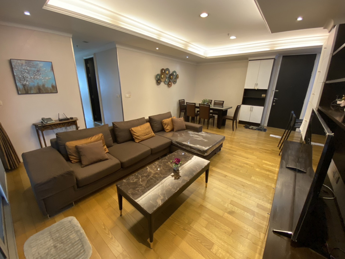 The Madison Sukhumvit 41 | BTS Phrom Phong | Pet Allowed 3 beds with Maid room  !! Hot Deal !! #HL