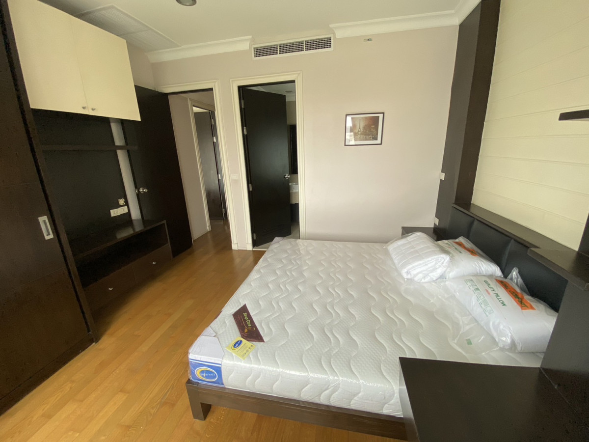 The Madison Sukhumvit 41 | BTS Phrom Phong | Pet Allowed 3 beds with Maid room  !! Hot Deal !! #HL