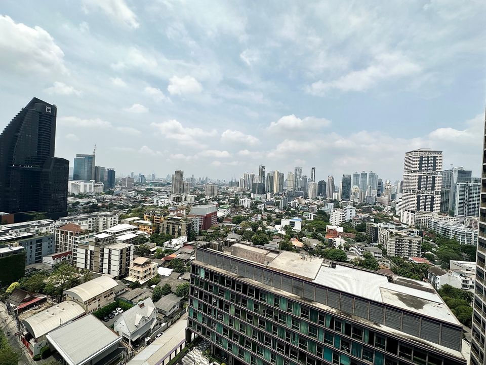 THE ESSE Sukhumvit 36  I BTS Thonglor I #HL