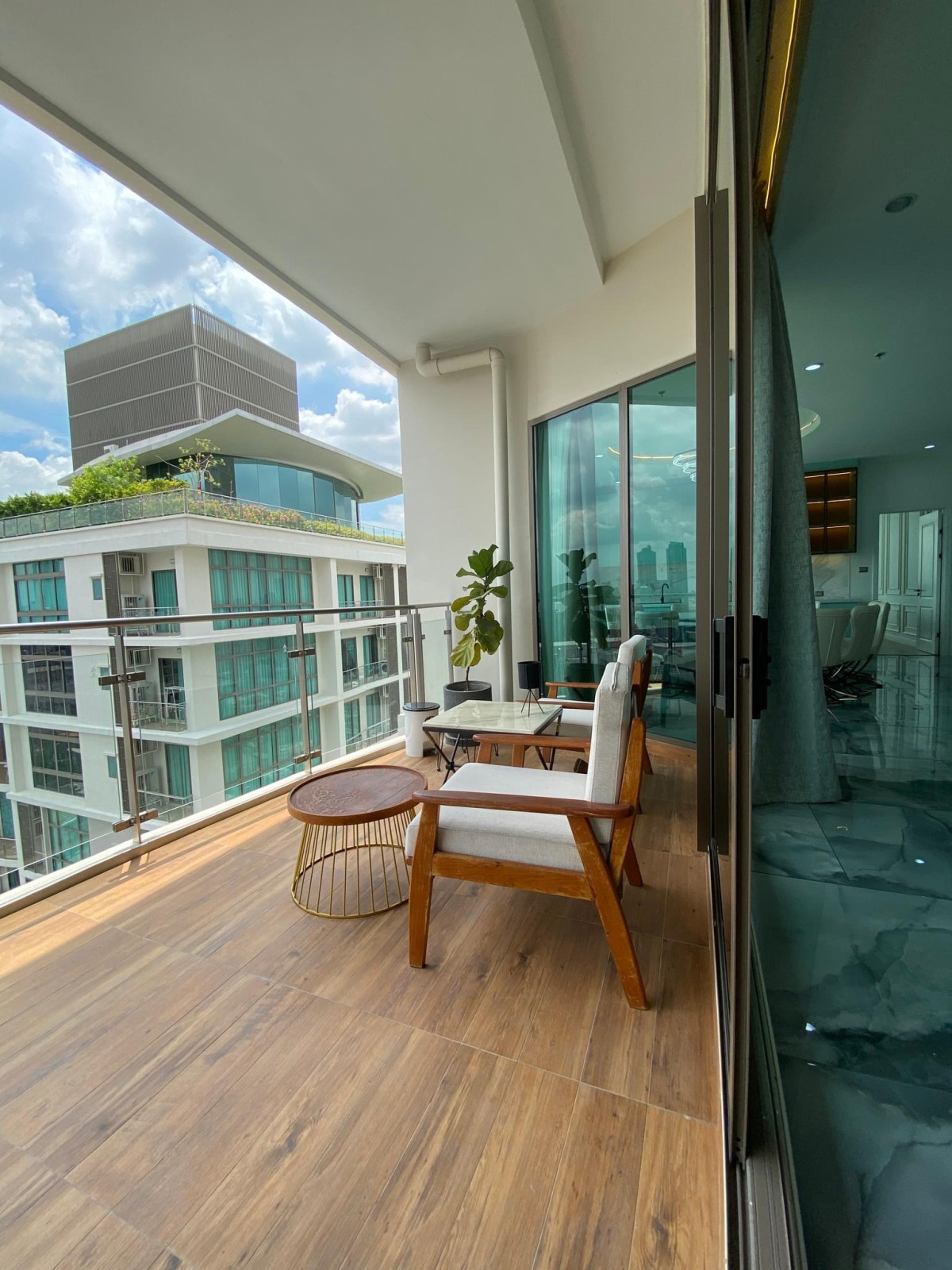 Supalai Oriental 39 I BTS Promphong I Penthouse!! #HL