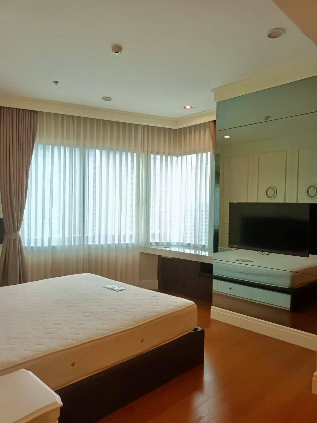 Bright Sukhumvit 24 | BTS Phorm Phong | Ready to move in | #O