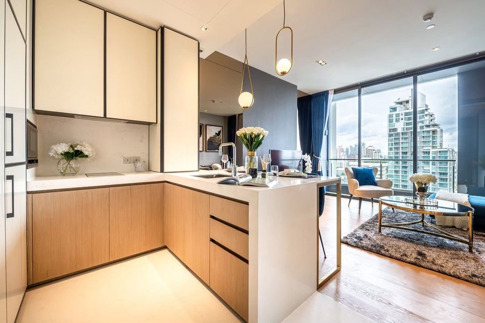 BEATNIQ SUKHUMVIT 32 / BTS PHROMPHONG / HL / FULLY DECORATED LUXURY SEGMENT 1BEDROOM HIGH FLOOR