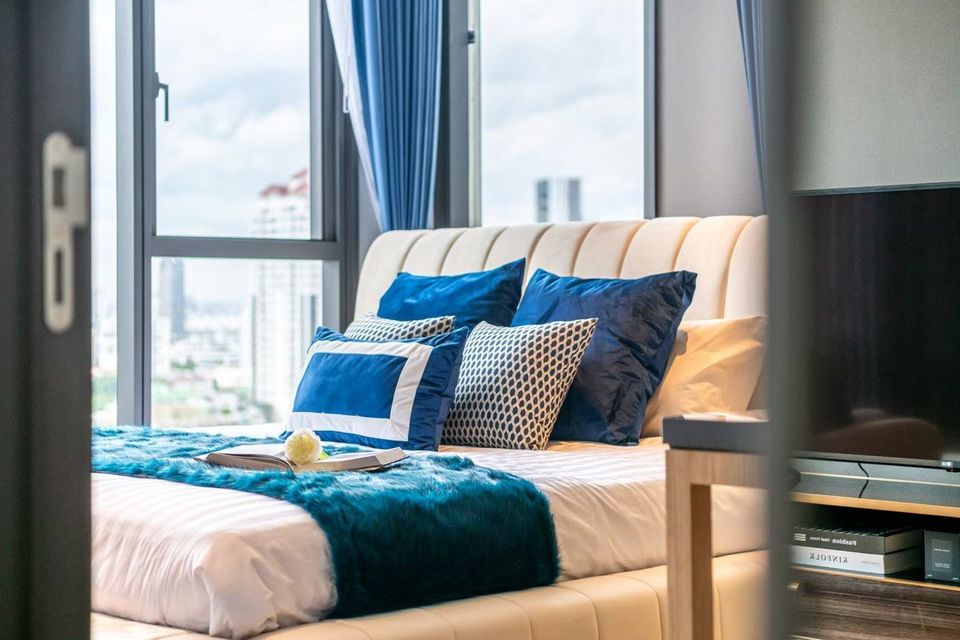 BEATNIQ SUKHUMVIT 32 / BTS PHROMPHONG / HL / FULLY DECORATED LUXURY SEGMENT 1BEDROOM HIGH FLOOR