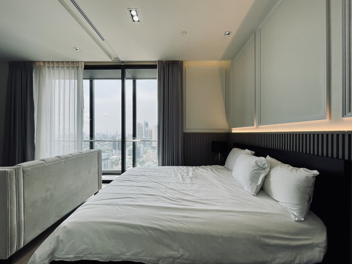 BEATNIQ SUKHUMVIT 32 / BTS PHROMPHONG / HL / LUXURY FOR SALE STUDIO 43.5SQ.M. HIGH FLOOR