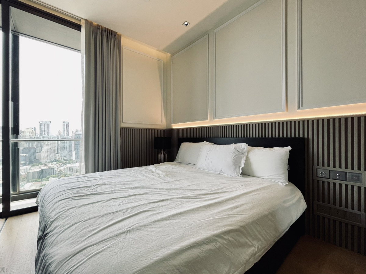 BEATNIQ SUKHUMVIT 32 / BTS PHROMPHONG / HL / LUXURY FOR SALE STUDIO 43.5SQ.M. HIGH FLOOR