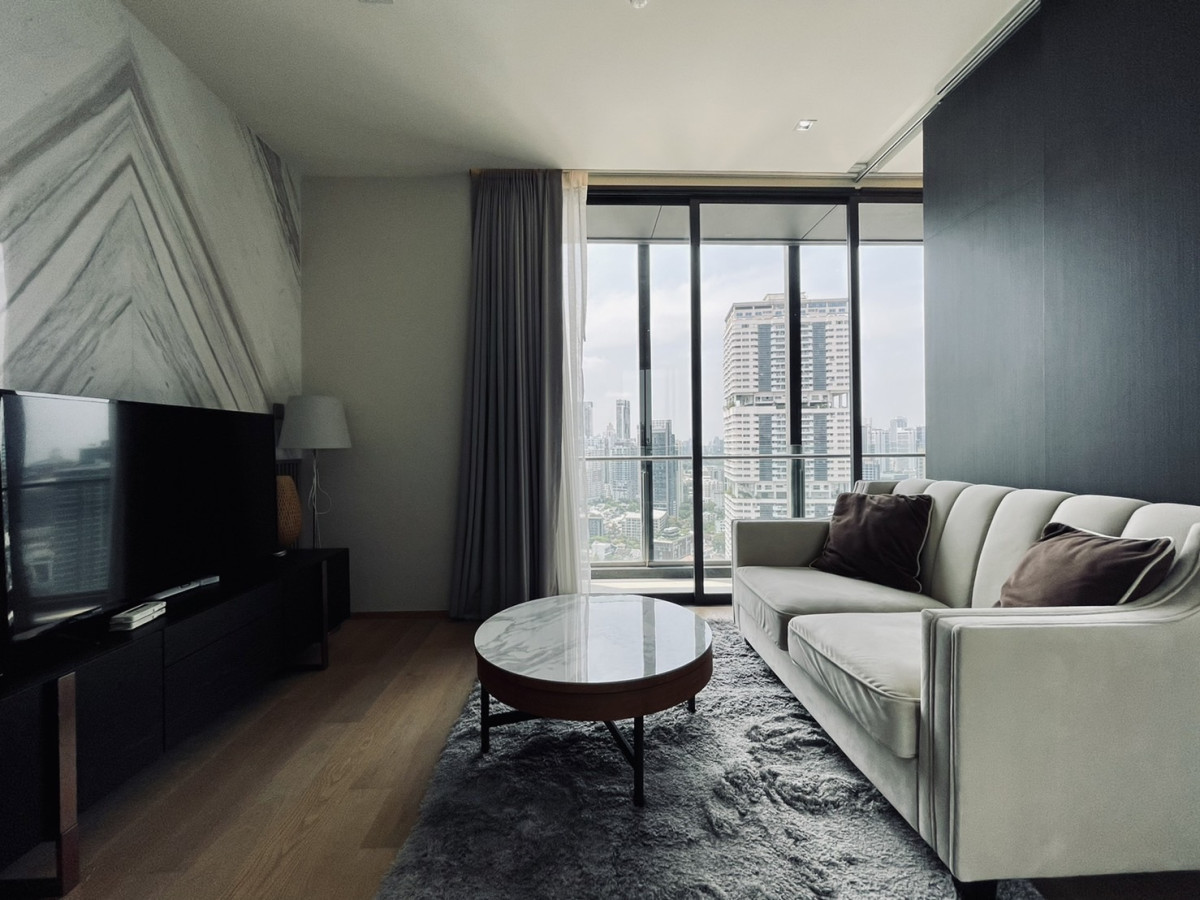 BEATNIQ SUKHUMVIT 32 / BTS PHROMPHONG / HL / LUXURY FOR SALE STUDIO 43.5SQ.M. HIGH FLOOR