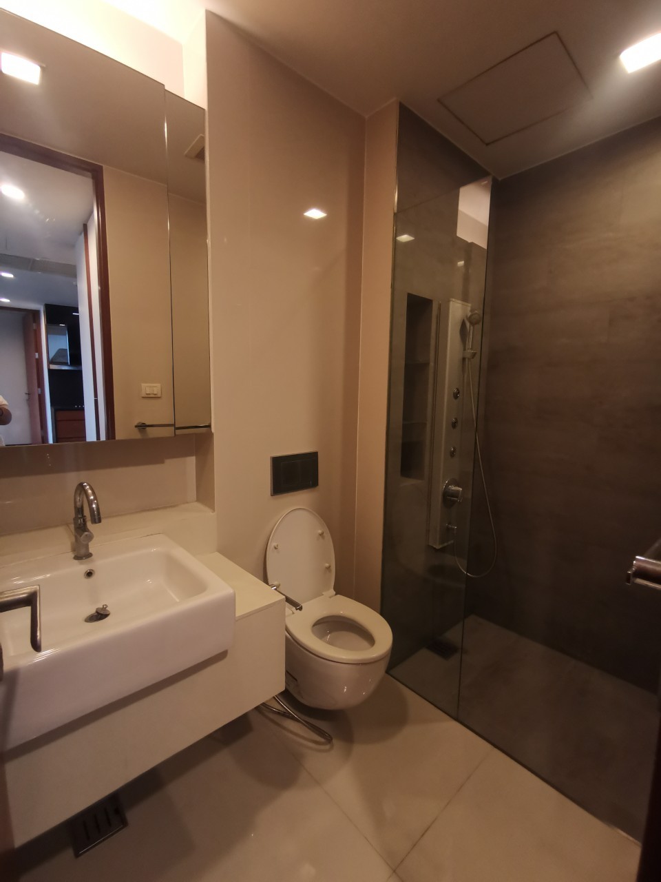 ASHTON MORPH SUKHUMIT 38 i BTS THONGLOR I PET FRIENDLY 2BED 2PARKING SLOT (1FIXED ) I #HL