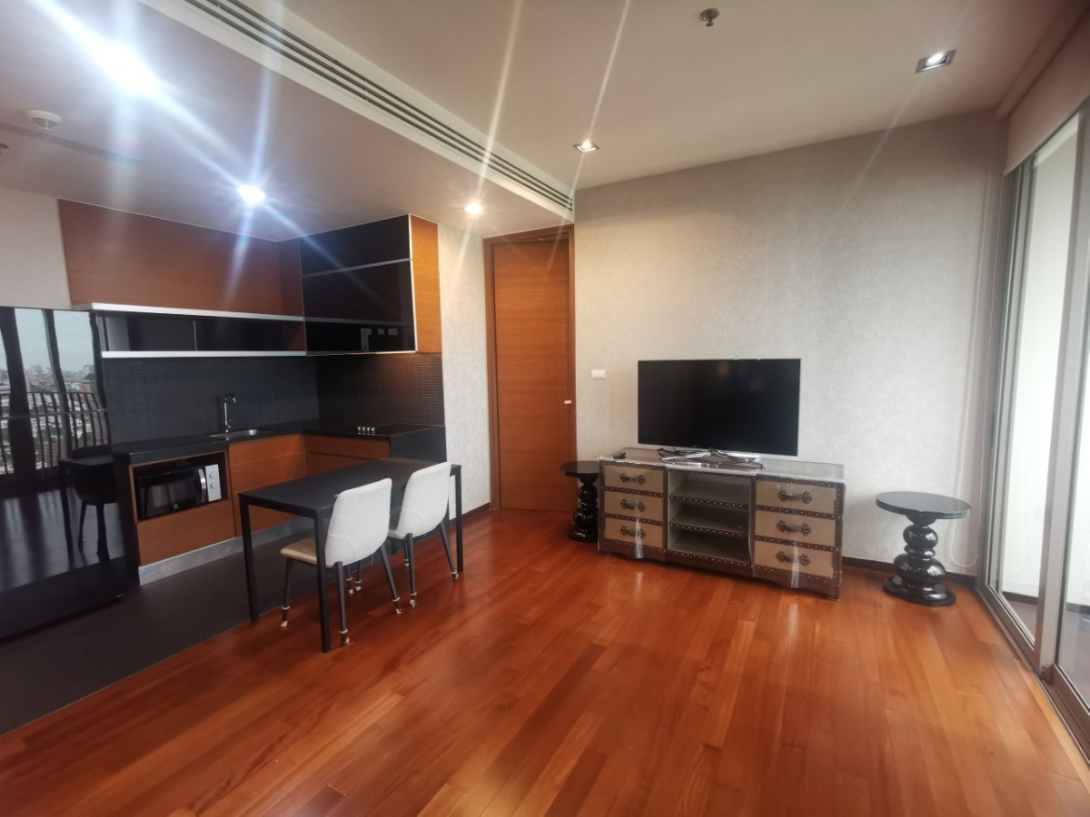 ASHTON MORPH SUKHUMVIT 38 I BTS THONGLOR I PET FRIENDLY LUXURY 2BEDROOM 50K 70SQ.M. HIGH FLOOR AVAILABLE FOR RENT I #HL