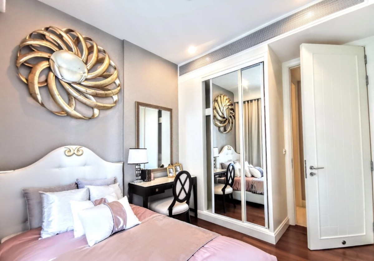 Q Langsaun I BTS Ratchadamri I Luxury Room, Modern Style I #HL