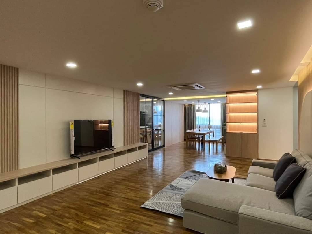 President Park Sukhumvit 24 | BTS Phrom Phong | Best price , Newly Renovated| #HL