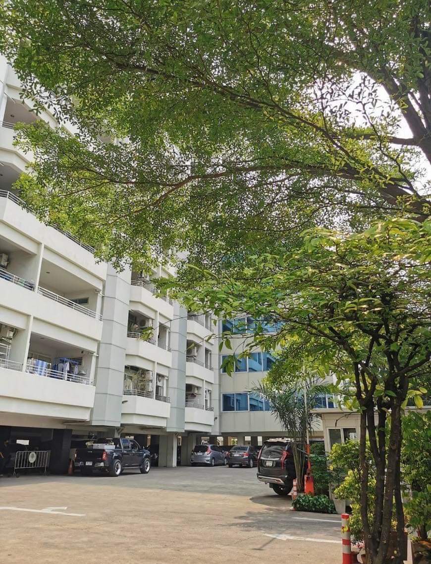 Aree Place | BTS Ari | Big Unit Rare Condo in Prime Area! | #HL