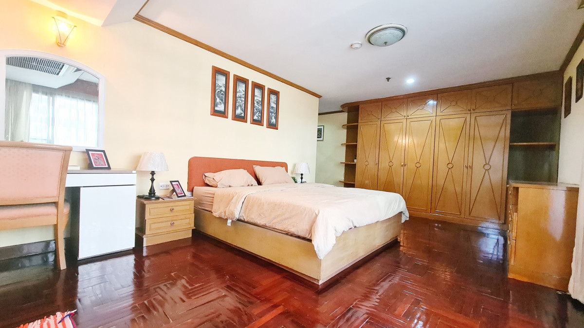 Prestige Sukhumvit 23 l BTS Asoke , MRT Sukhumvit l #HL