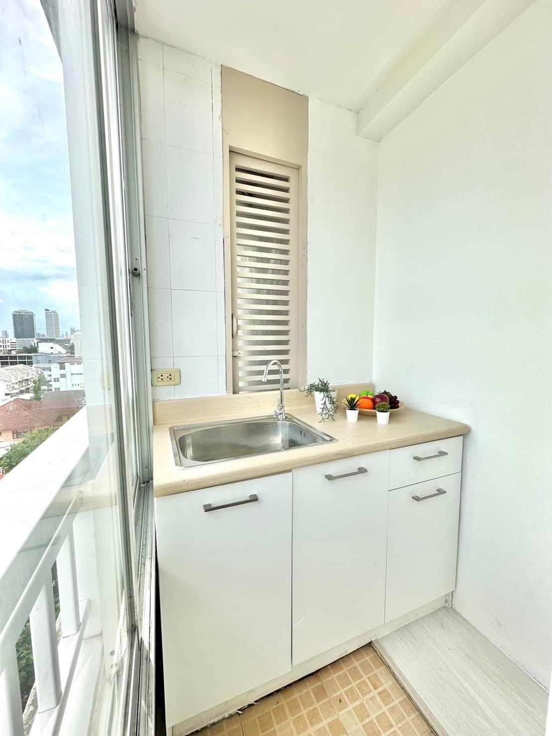 Condo ratchada city 18 | HL