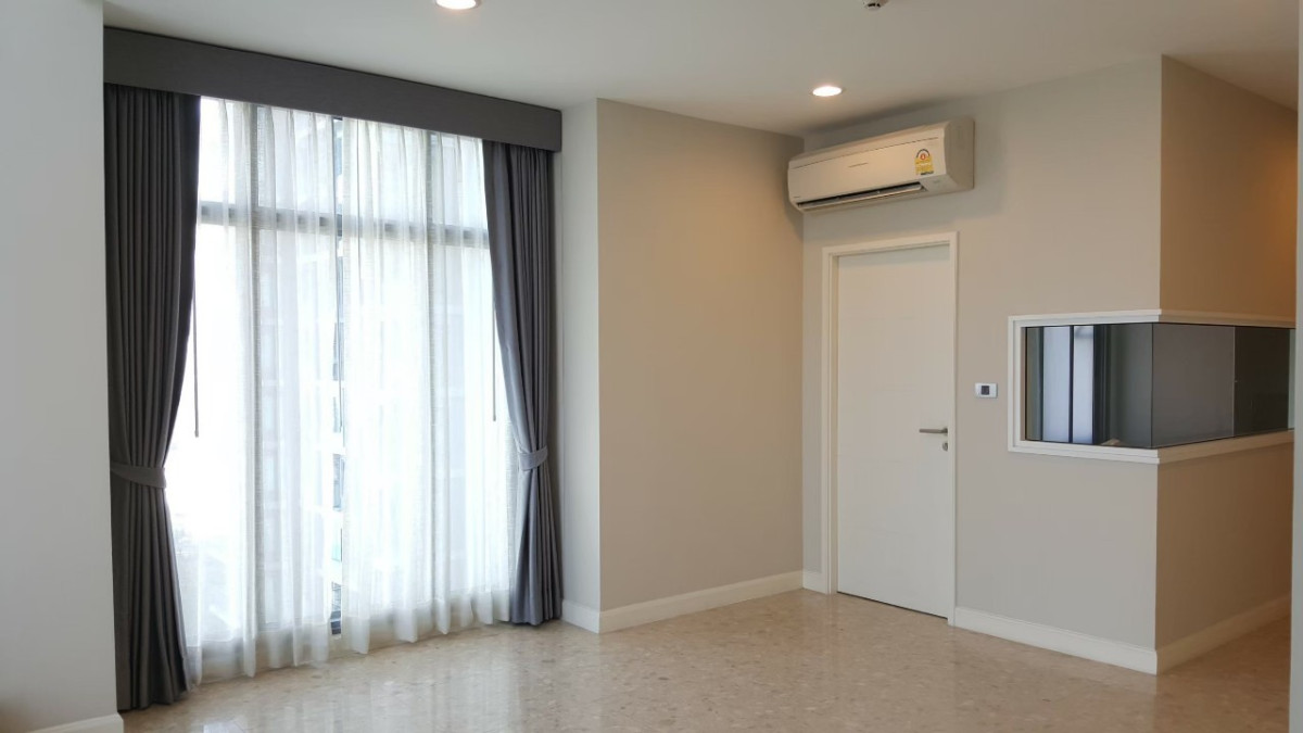 The Crest Sukhumvit 34 I BTS Thonglor I Big room Big space I #HL