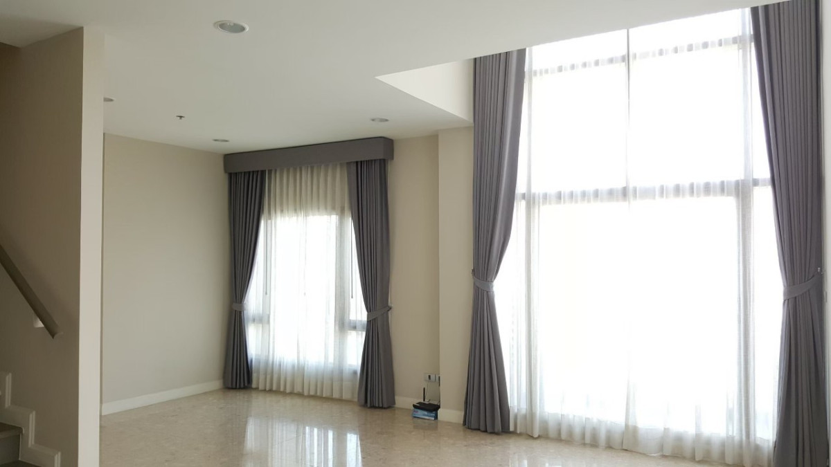 The Crest Sukhumvit 34 I BTS Thonglor I Big room Big space I #HL