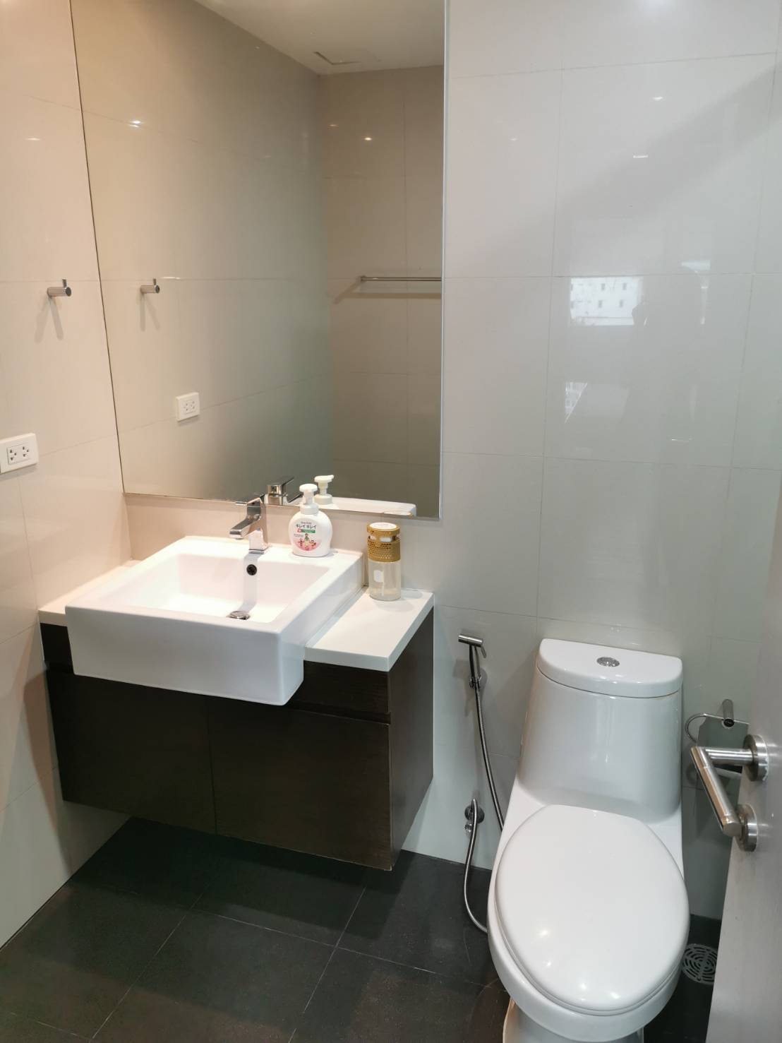 Noble remix Sukhumvit 36 I BTS THONGLOR I 15,000 1bedroom connected to bts thonglor station I HL