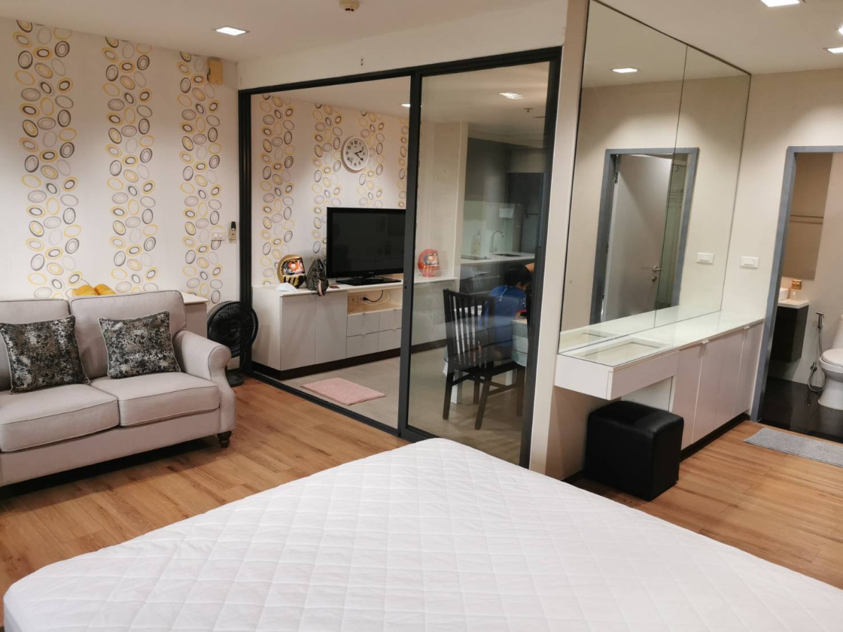 Noble remix Sukhumvit 36 I BTS THONGLOR I 15,000 1bedroom connected to bts thonglor station I HL