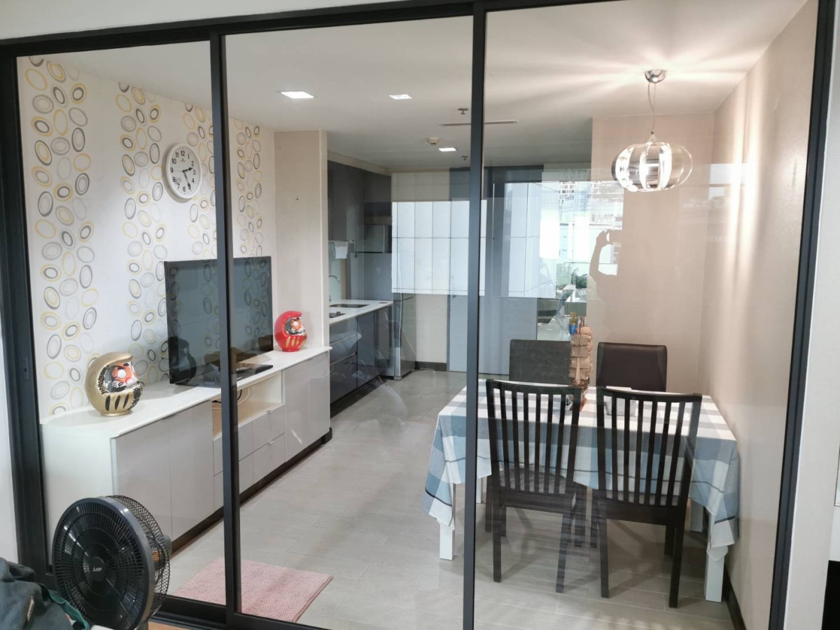 Noble remix Sukhumvit 36 I BTS THONGLOR I 15,000 1bedroom connected to bts thonglor station I HL