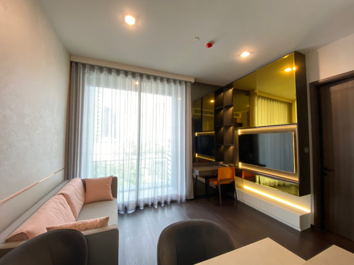 Laviq Sukhumvit 57 I BTS Thonglor I #HL