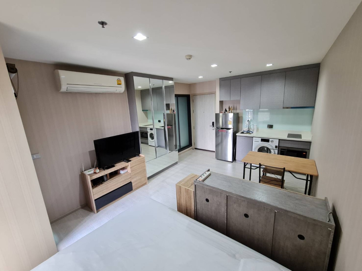 Rhythm Sukhumvit 36-38 I BTS Thonglor I Lively Room Good Price High Floor I #HL