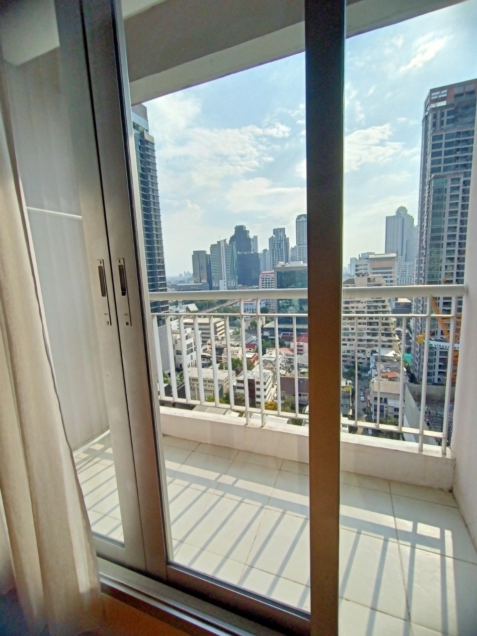 Life Sathorn 10 I Bts St.Louis I ห้องใหญ่ วิวดี I #Old