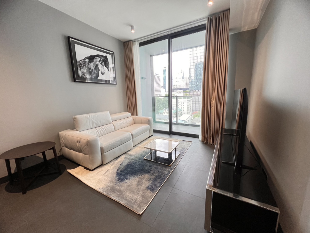 Tait Sathorn 12 I BTS St.Louis I Super Luxury brandnew unit Ready for rent Unaccept pets 2bedroom2bathroom 95,000 baht per month I HL