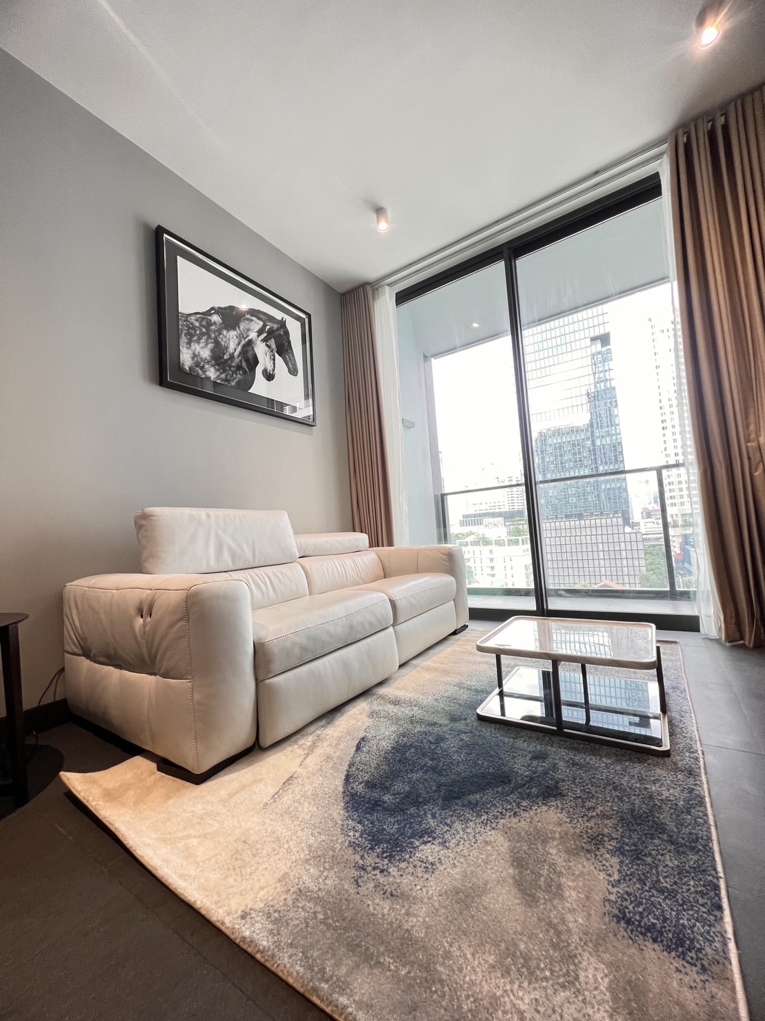 Tait Sathorn 12 I BTS St.Louis I Super Luxury brandnew unit Ready for rent Unaccept pets 2bedroom2bathroom 95,000 baht per month I HL