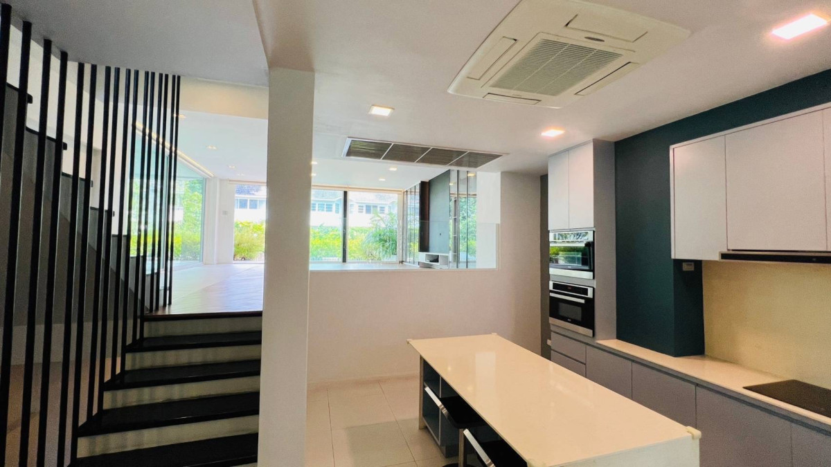 House in Thonglor 25 I BTS Thonglor I rare!! #HL