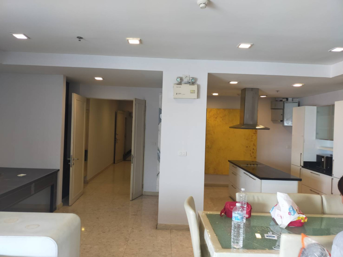 Nusasiri Grand Condo | BTS เอกมัย |ห้องใหญ่ ติด BTS  มี maid room |HL