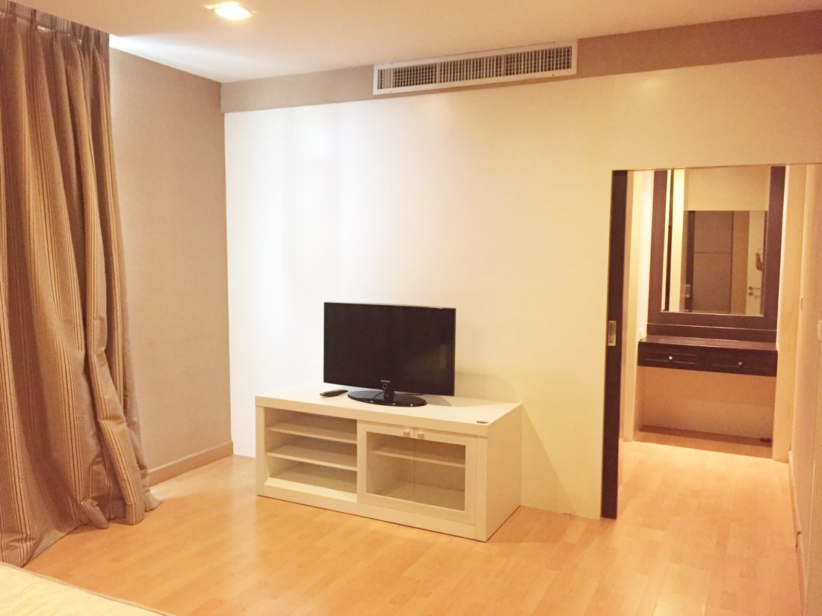 Nusasiri Grand Condo | BTS เอกมัย |ห้องใหญ่ ติด BTS มี maid room |HL