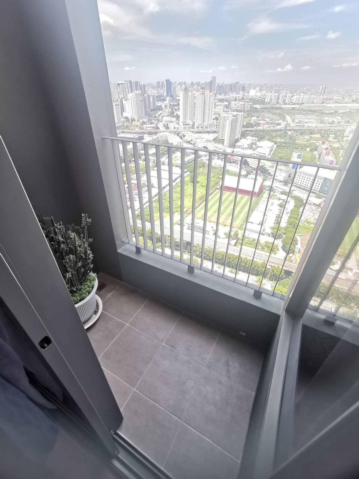 Cloud thong-petchburi I mrt petchburi I new high rise petchburi thonglor 3.3mb only I HL