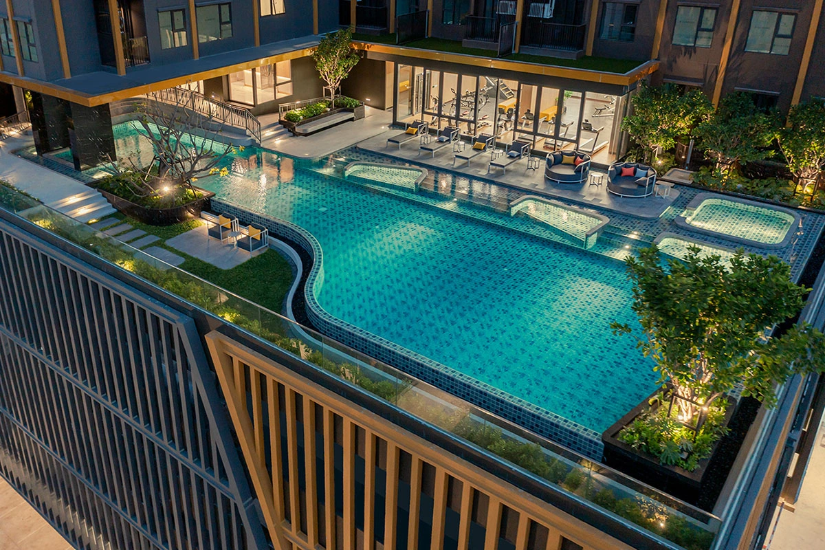 The Base Phetchaburi - Thonglor | BTS Thonglor |The best, View city| #HL