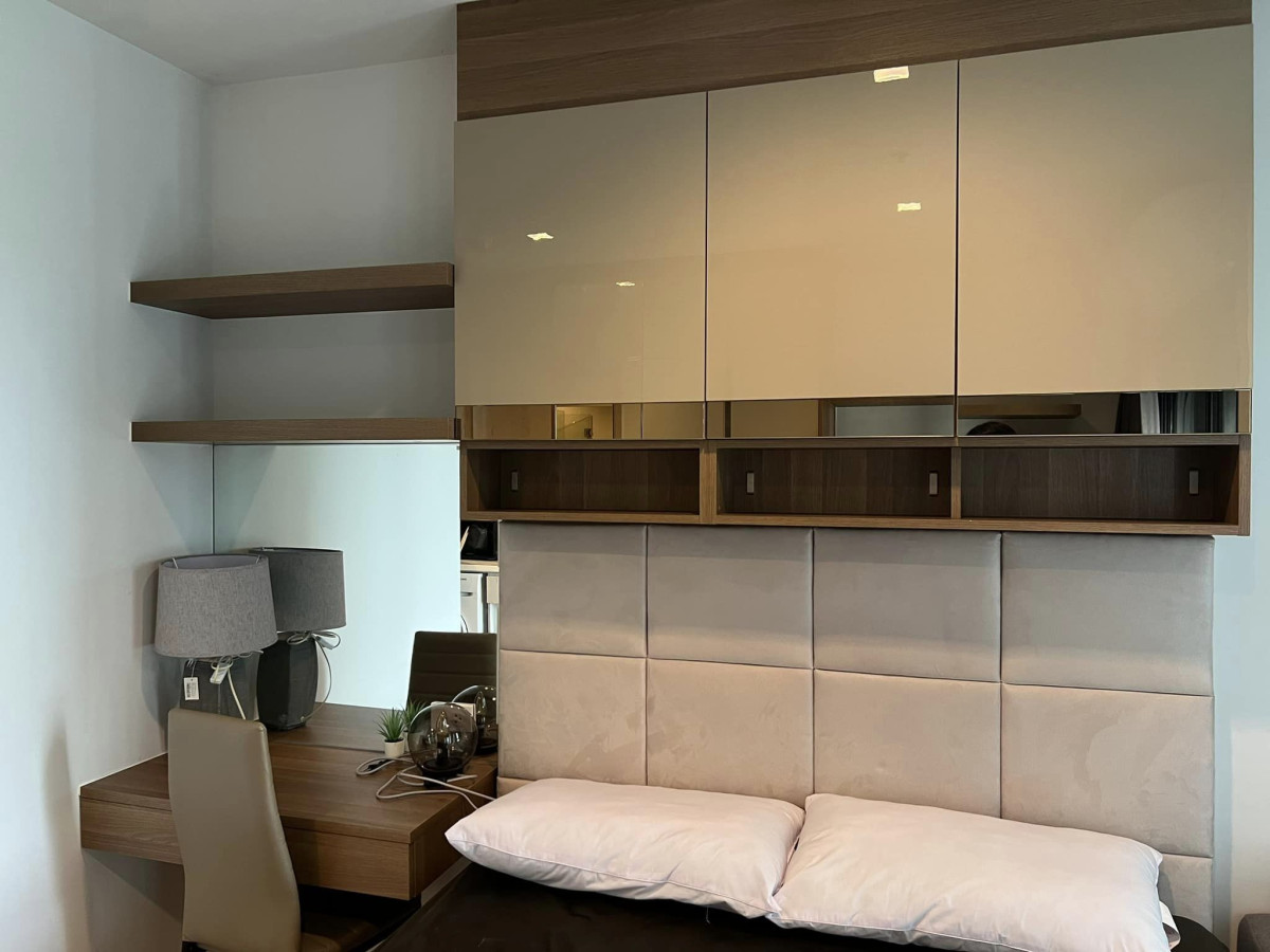 LIFE ONE WIRELESS I BTS PLOENCHIT I FOR RENT 18,200 BAHT PER MONTH READY TO MOVE IN I HL