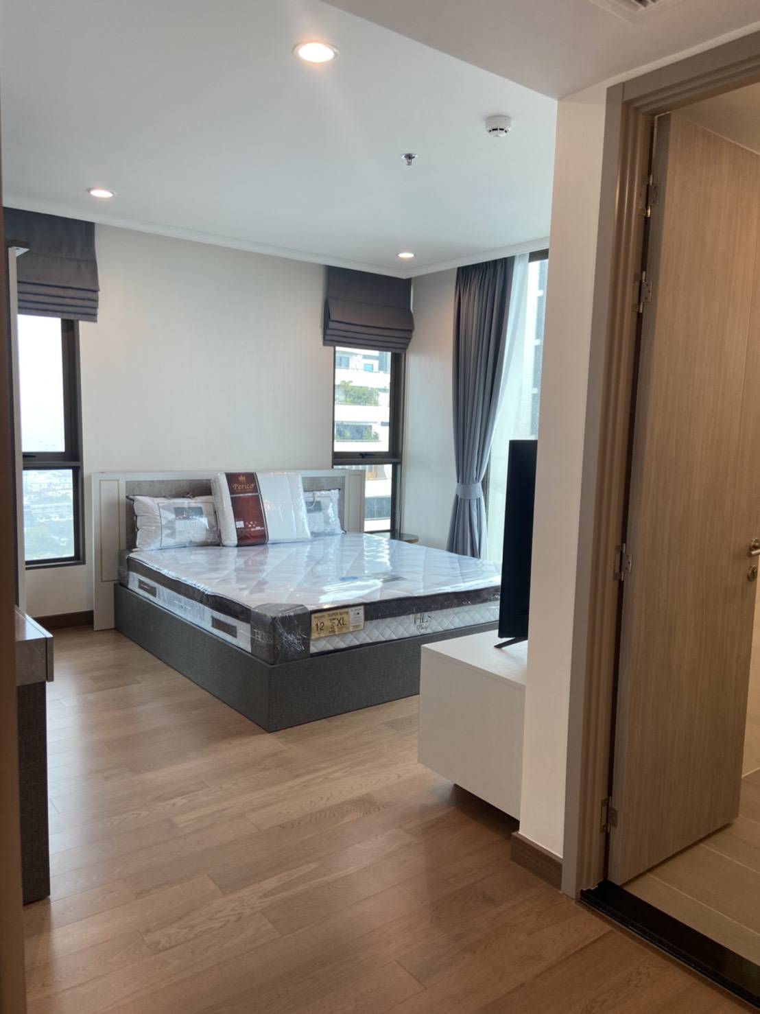 SUPALAI ORIENTAL SUKHUMVIT 39  I BTS PHROM PHONG I 2bed2bath will available november 2023 i hl