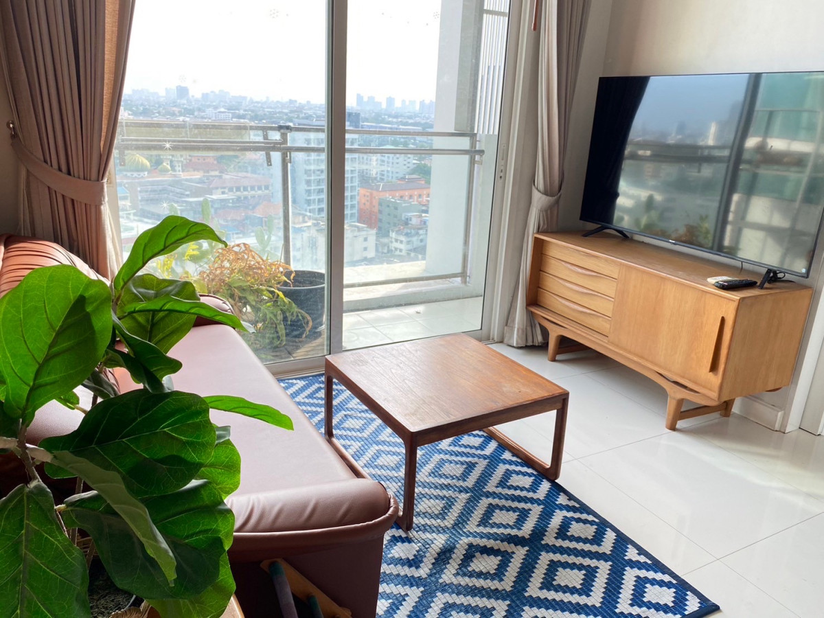 The Bloom sukhumvit 71 I BTS phra khanong I 2bed1bath 22,000 baht per month bts phrakanong I HL