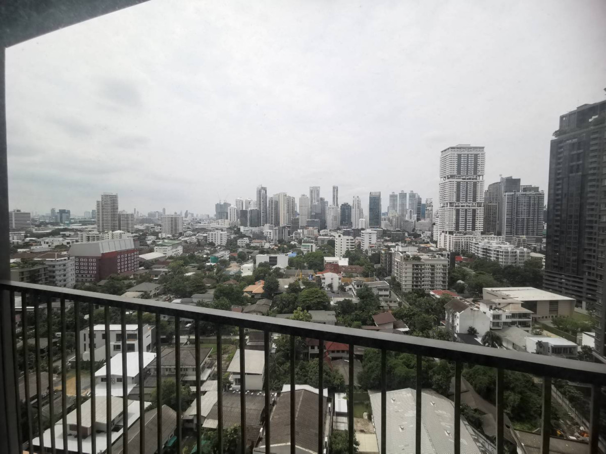 NOBLE REMIX SUKHUMVIT 36 I BTS THONGLOR I 1BEDROOM 55SQ.M. CONNECTED TO BTS THONGLOR SUPER CONVENIENT 29,000 BAHT PER MONTH I HL