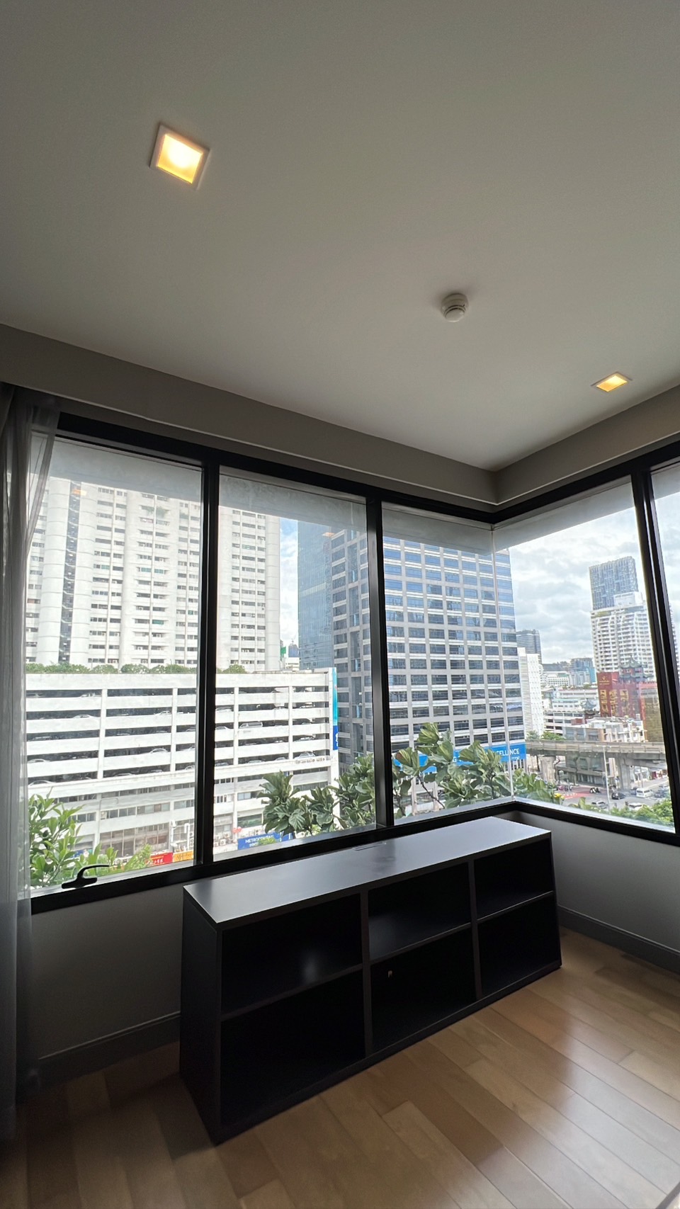 ✨RENT✨|M Silom|BTS Chong Non Si|พร้อมอยู่ วิวตึกมหานคร ราคาดีมาก#HL