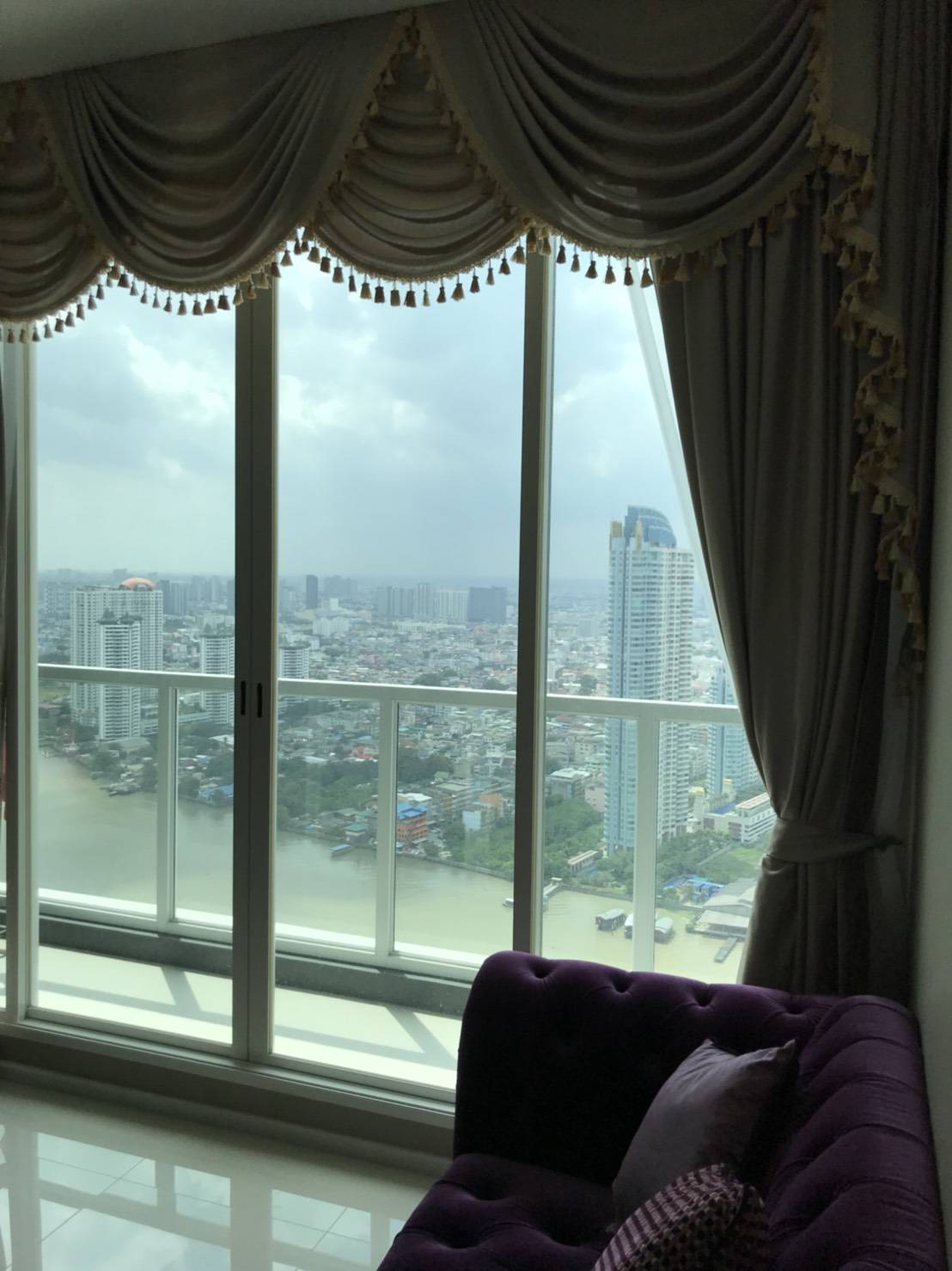 Menam Residences I Bts สะพานตากสิน I Good price 2bed river view I Old