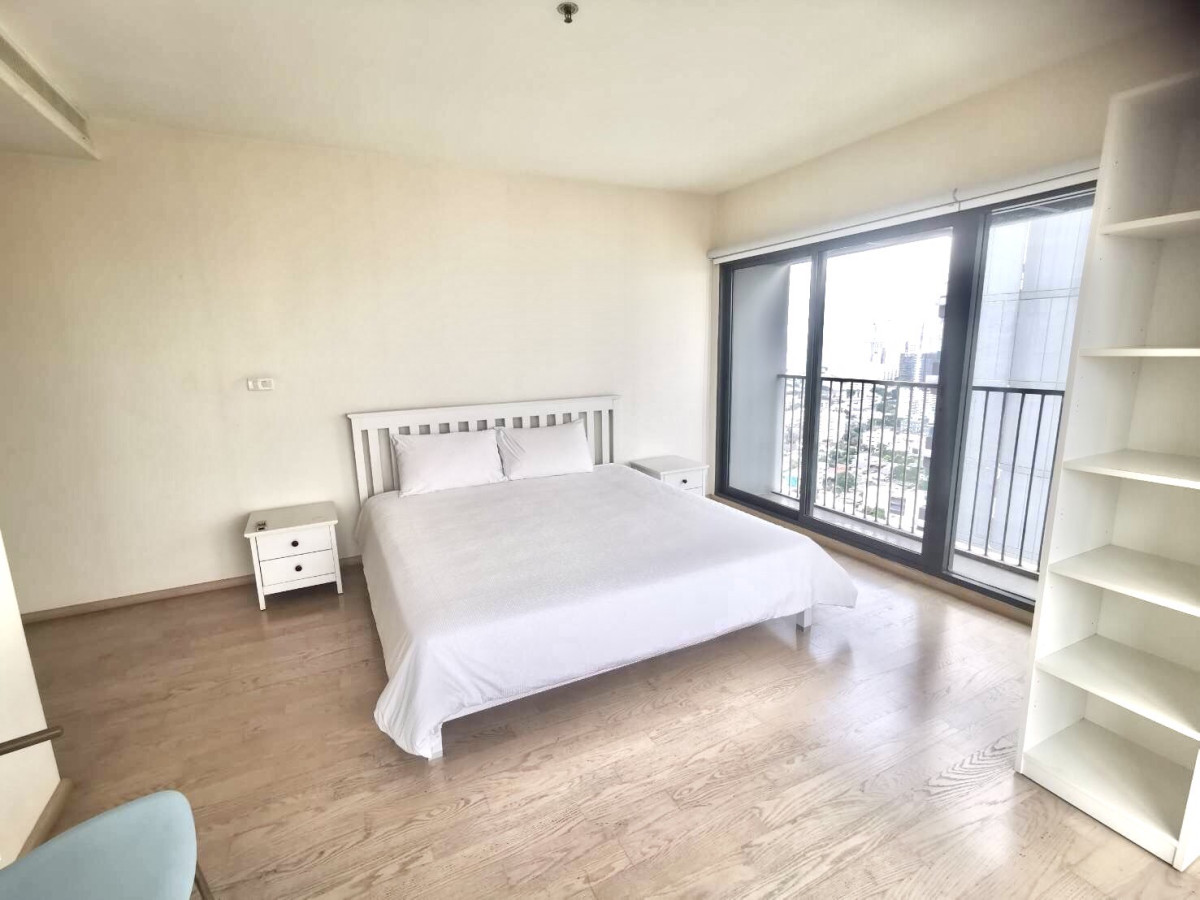 NOBLE REMIX I BTS THONGLOR I PENTHOUSE HIGH FLOOR READY TO MOVE IN 3BED4BATH 3BATHUB I HL