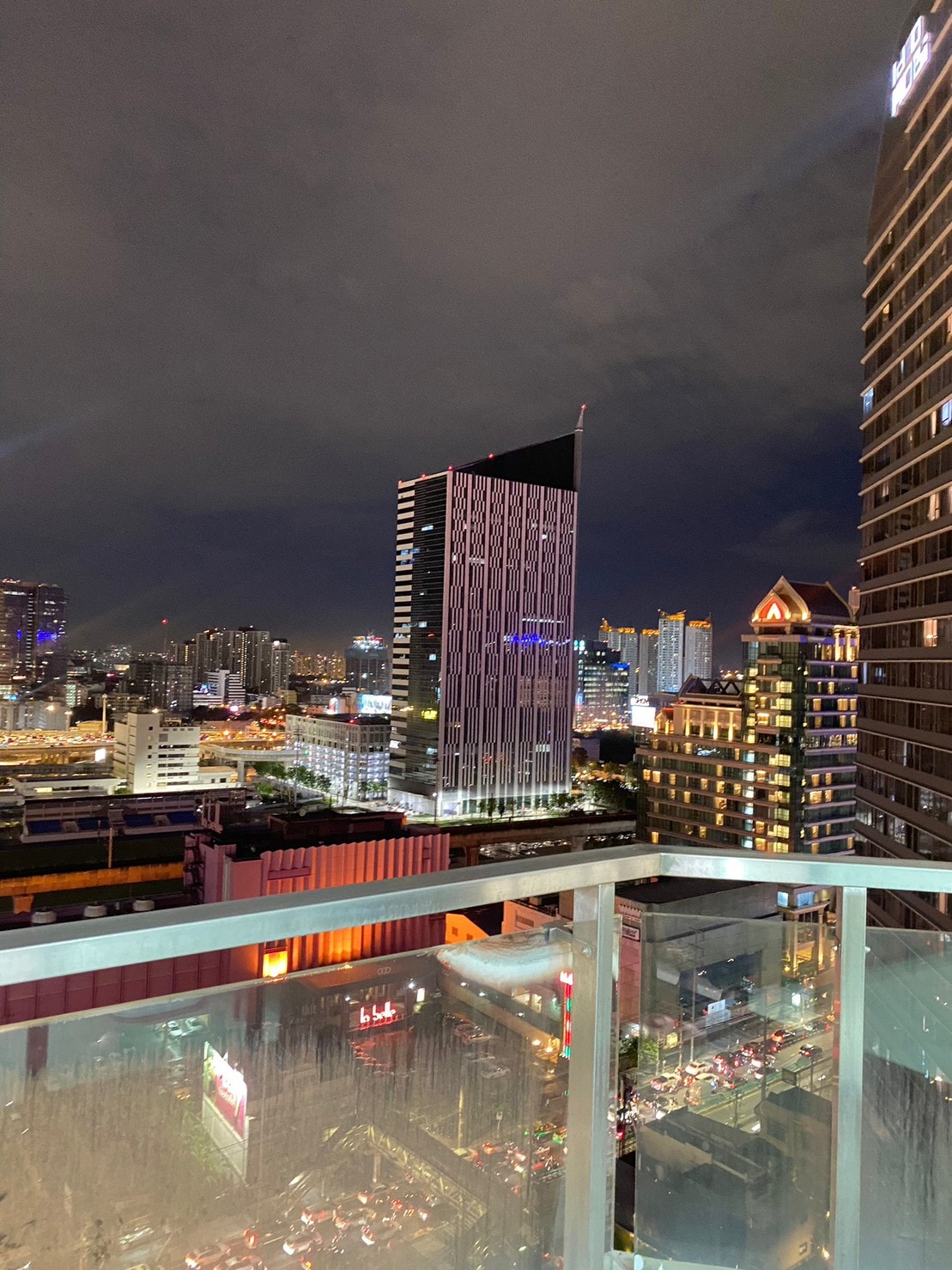 Supalai Premier @ Asoke (ศุภาลัย พรีเมียร์ แอท อโศก) | MRT สถานีเพชรบุรี 150 ม. | ห้องสวยพร้อมเข้าอยู่ติดรถไฟฟ้า ห้องขนาดใหญ่ ถูกใจแน่นอน รับจองด่วน | #HL