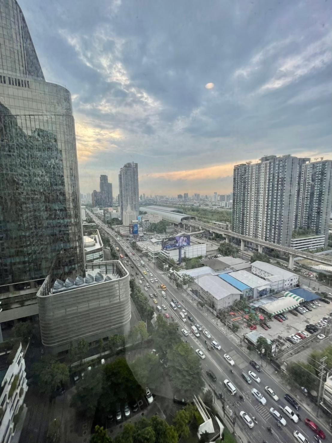 Ideo Mobi Asoke | MRT Phetchaburi | ห้องตกแต่งสวย ทำเลดี ชั้นสูง บรรยากาศดีมากกก พร้อมเข้าอยู่! #HL