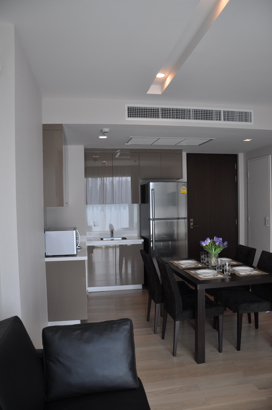 SIRI @ SUKHUMVIT I BTS THONGLOR I 1BEDROOM INFRONT OF THE MAIN ROAD BTS THONGLOR READY TO MOVE IN I HL