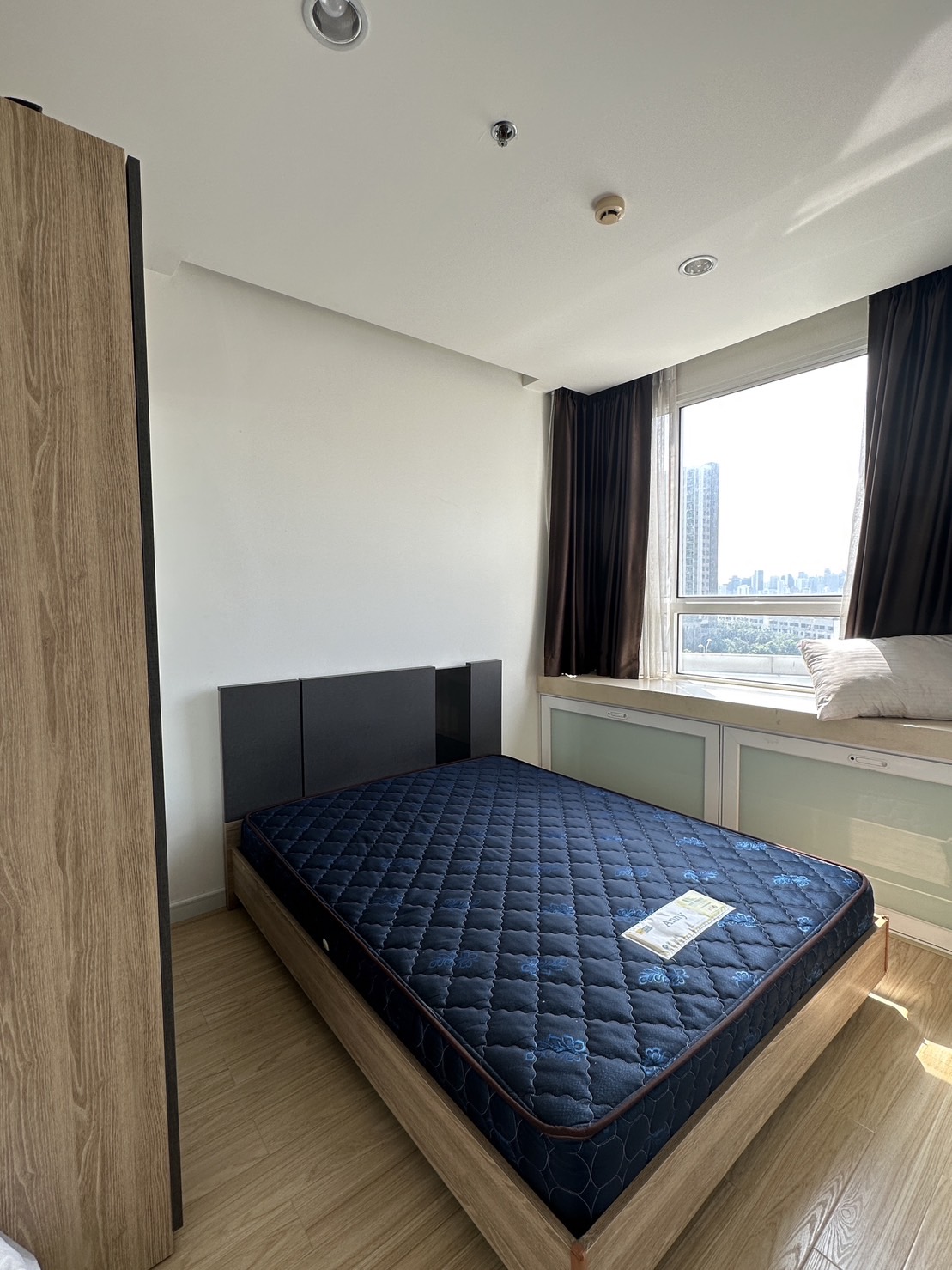 TC Green I MRT Rama 9 I Good Price & Nice Room I HL