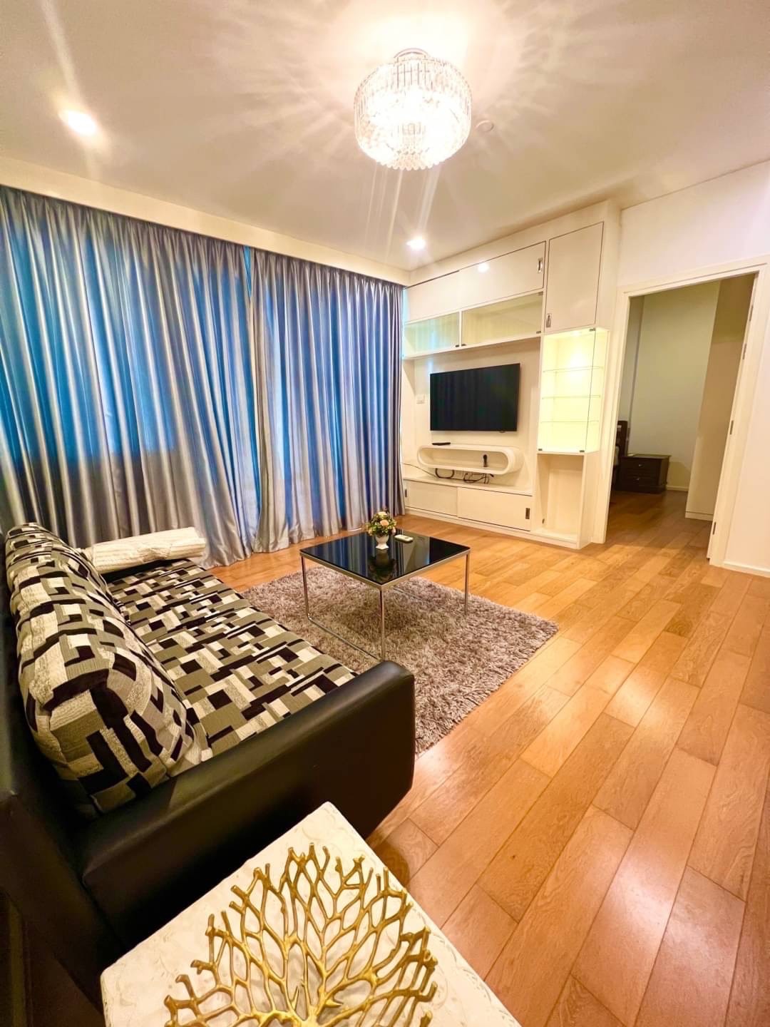 Wind Sukhumvit 23 I BTS Asok I New Renovate Beautiful room I #O