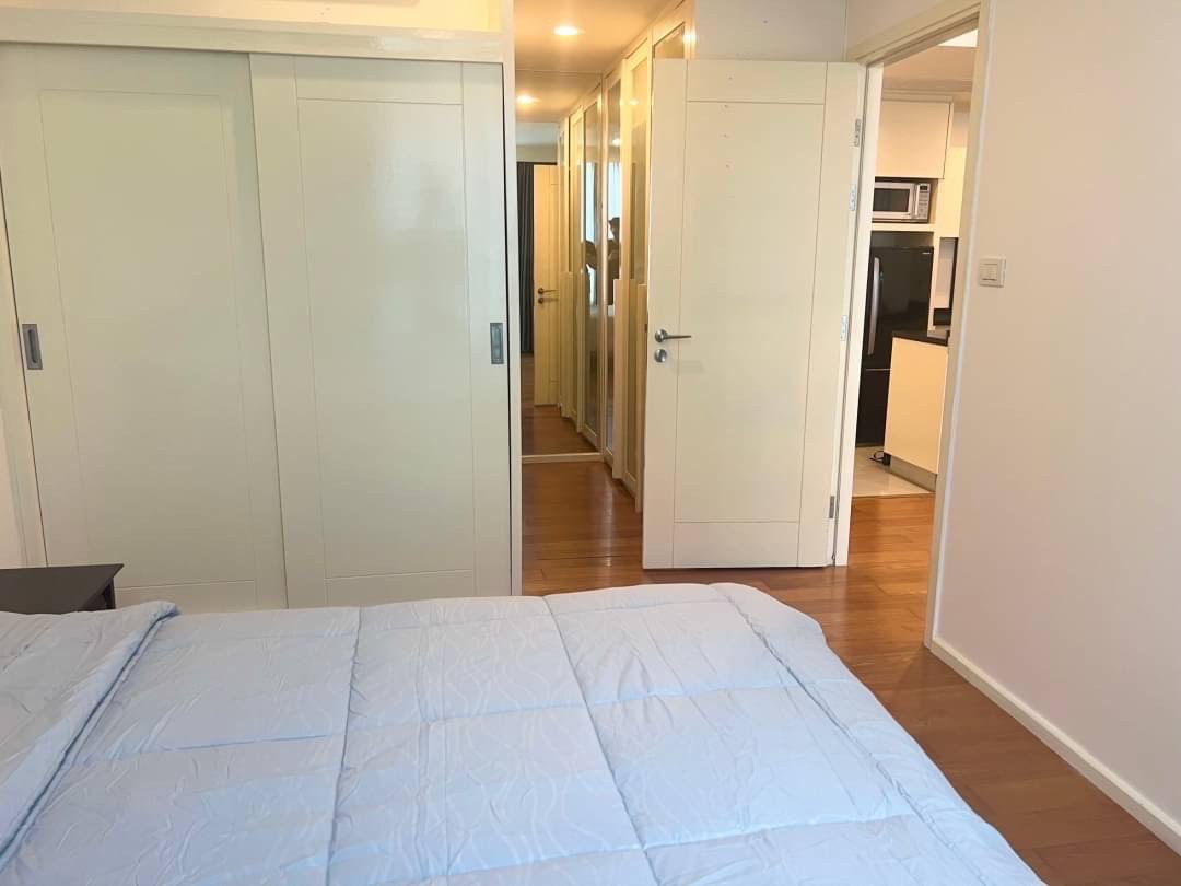 Wind Sukhumvit 23 I BTS Asok I New Renovate Beautiful room I #O