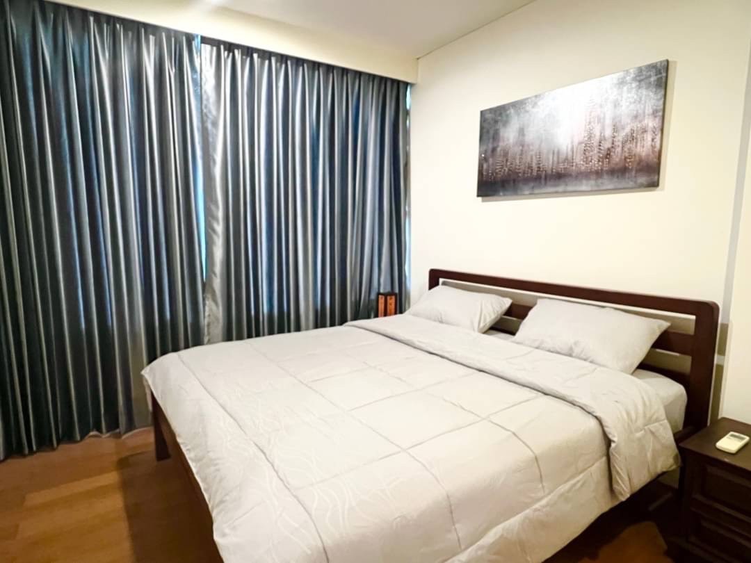 Wind Sukhumvit 23 I BTS Asok I New Renovate Beautiful room I #O